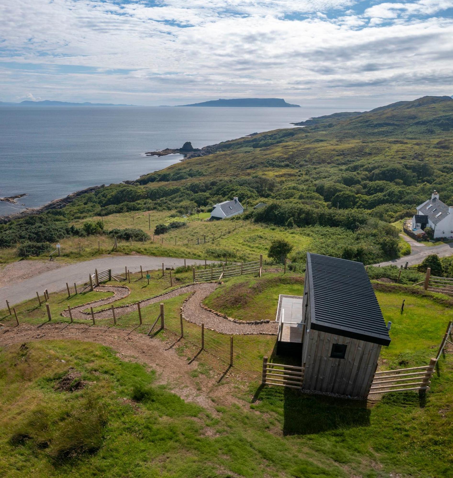 Hut On The Hill Villa Aird of Sleat Exterior photo